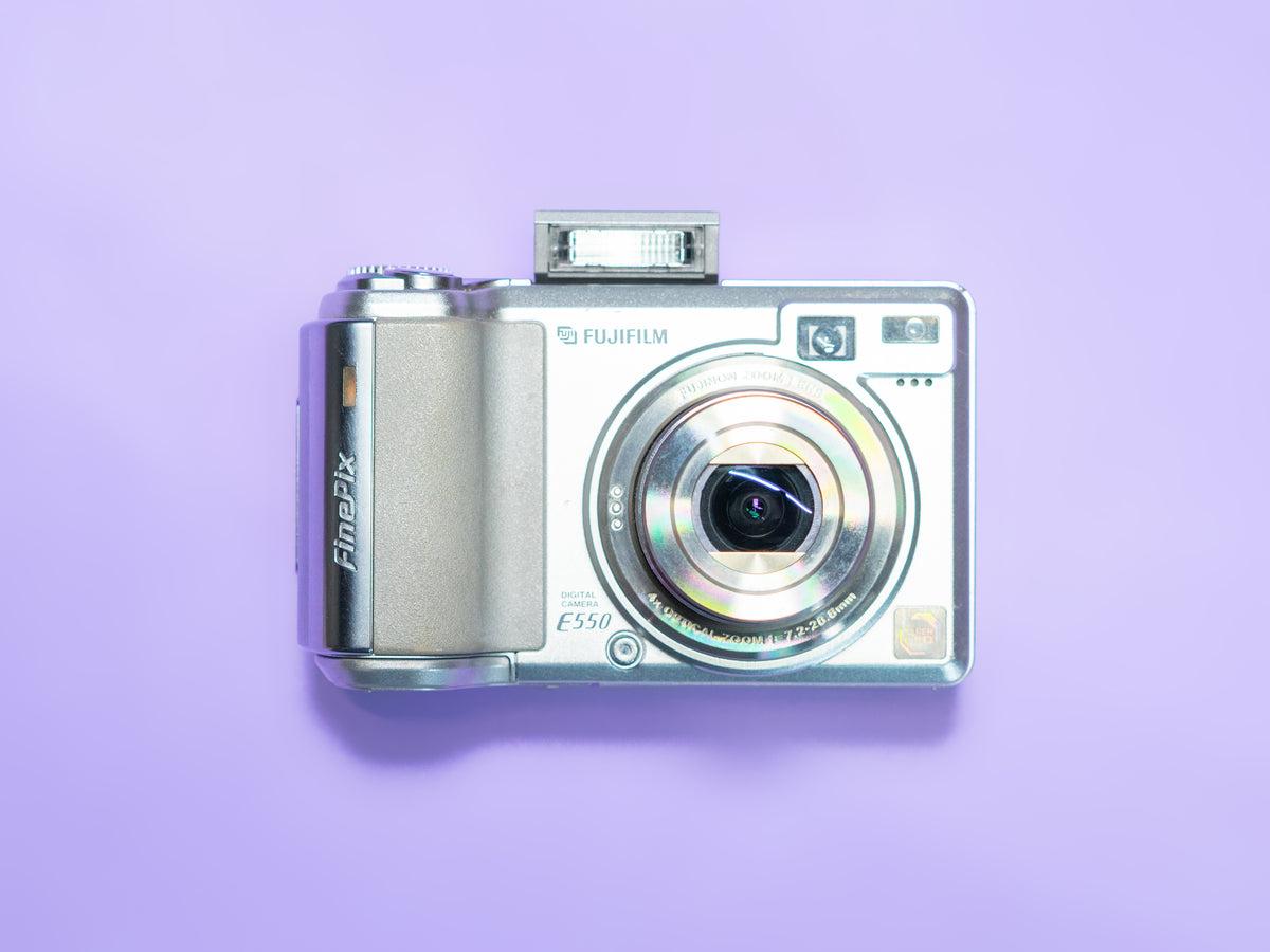 Fujifilm Finepix E550 Digital Camera – Viejita Vintage