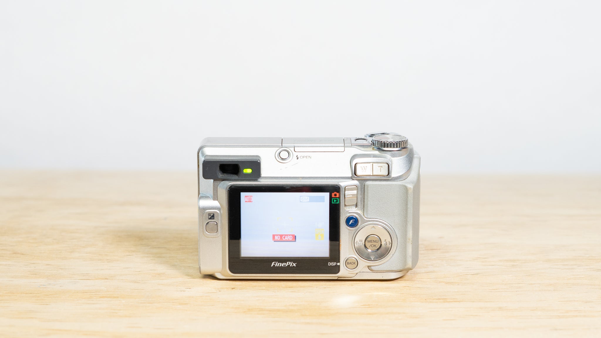 Fujifilm Finepix E550 Digital Camera – Viejita Vintage