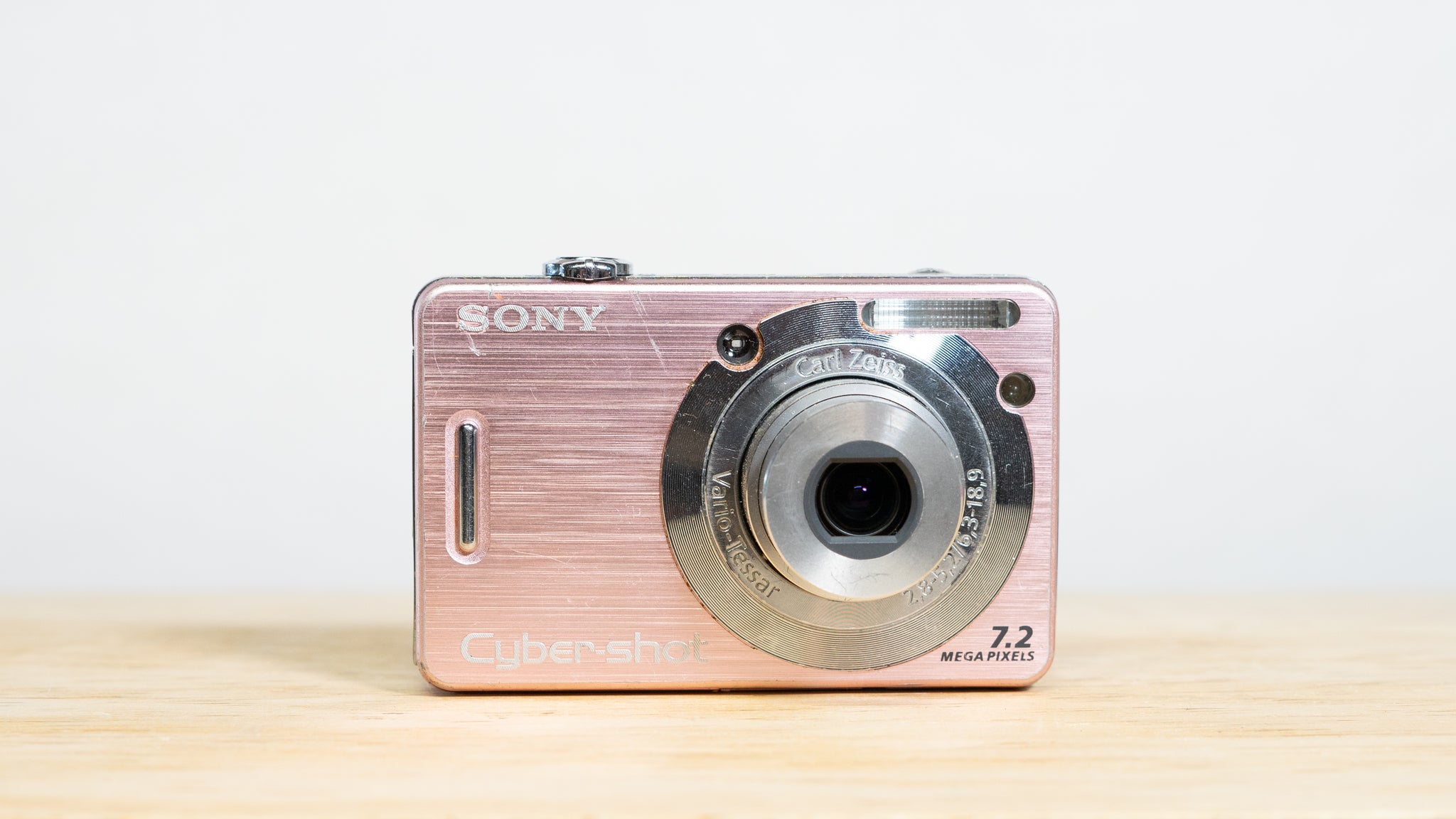 Sony Cybershot DSC-W55 Digital Camera – Viejita Vintage
