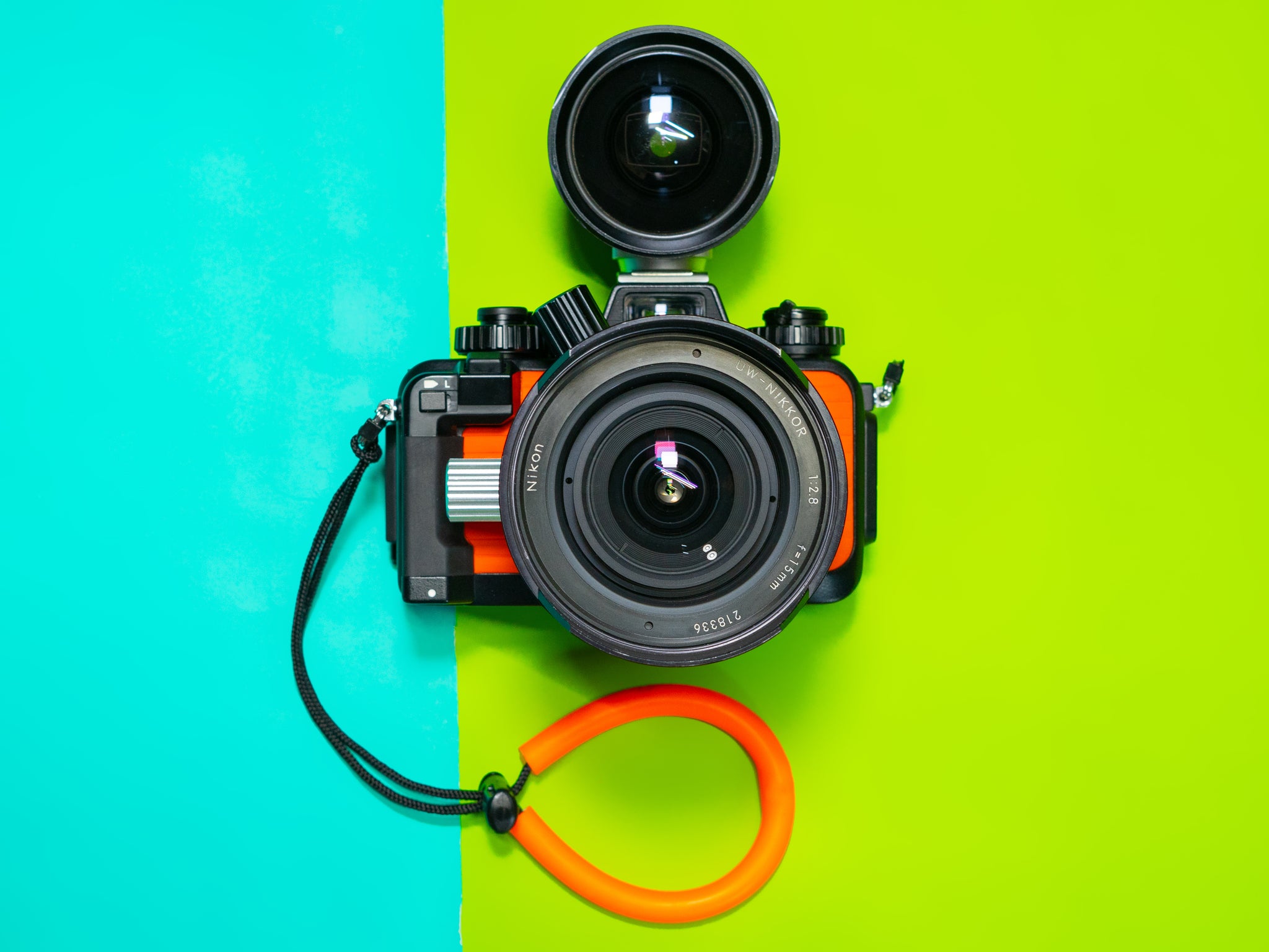 Nikonos V 35mm Film Camera with UW-Nikkor 15mm Lens w/ Nikonos