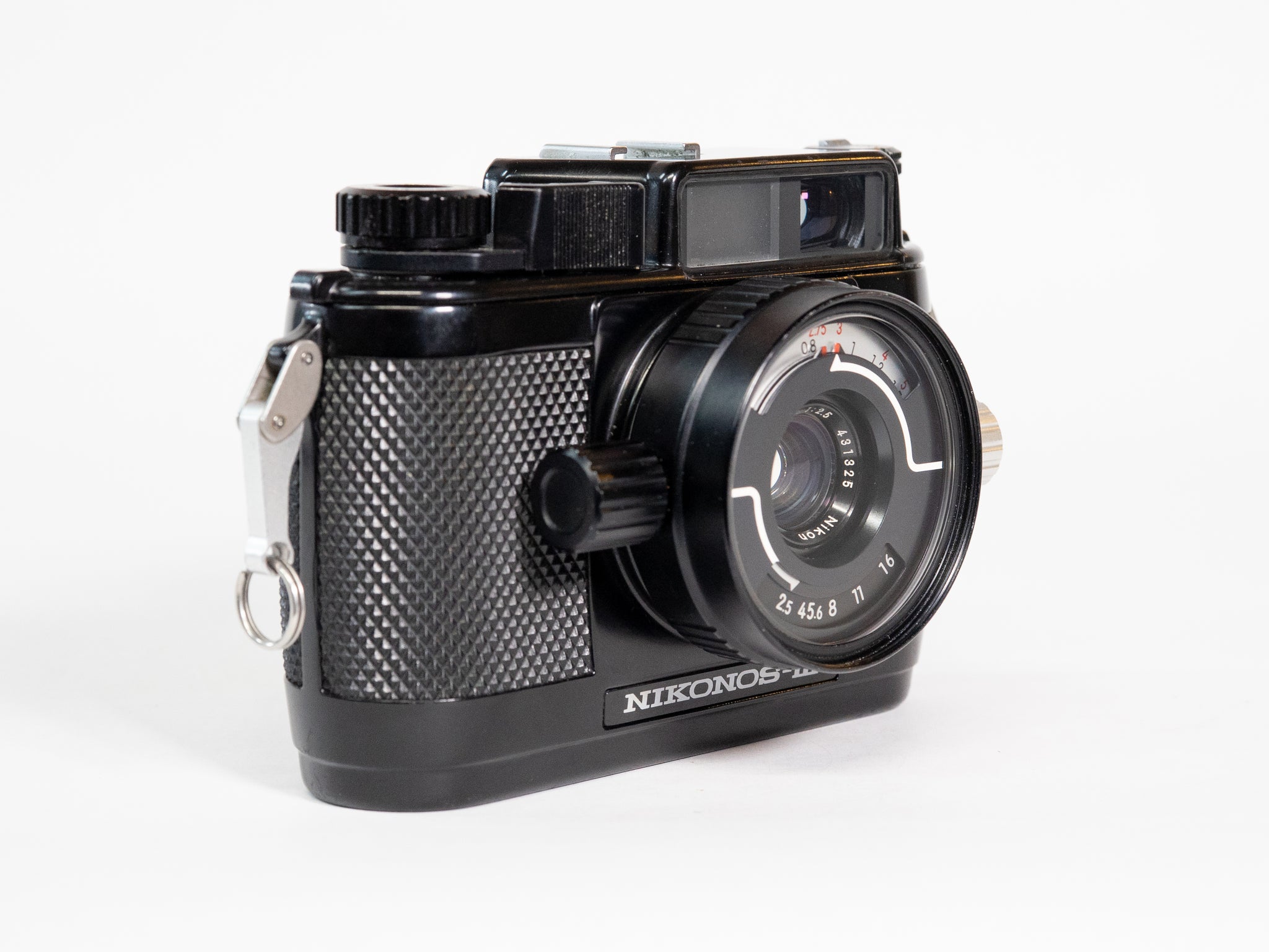 Nikonos III 35mm Film Camera with Nikkor 35mm Lens – Viejita Vintage
