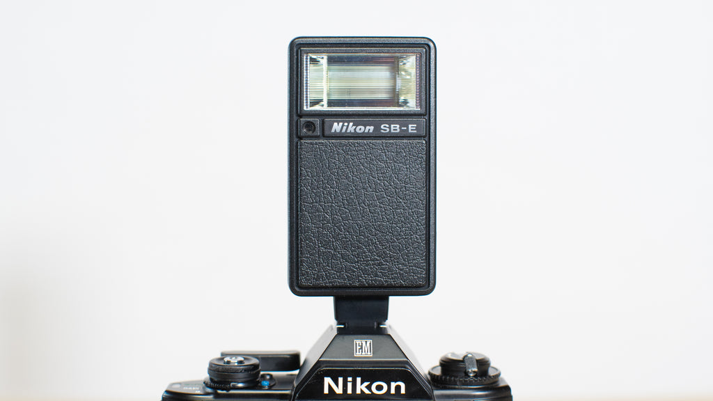 Nikon SBE Flash ViejitaVintage