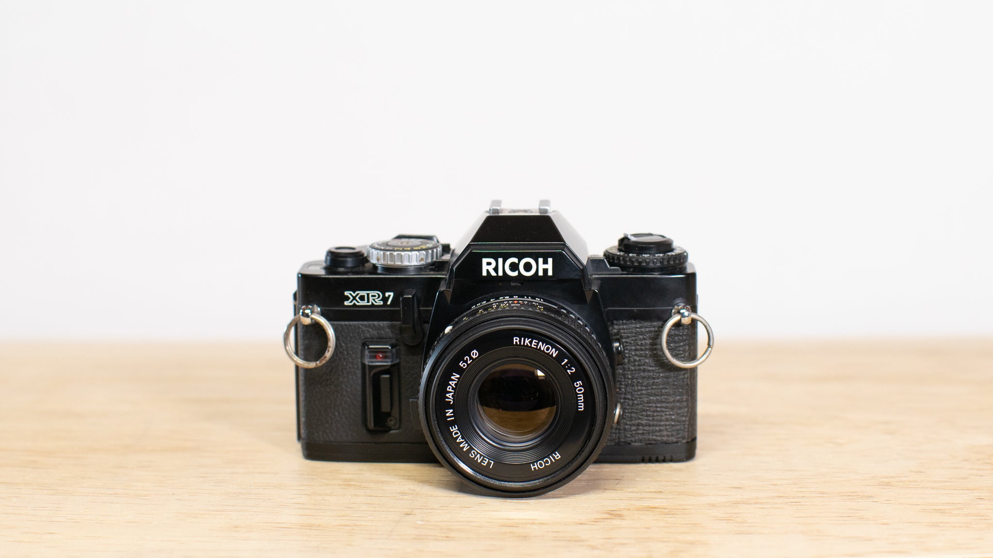Ricoh XR 7 35mm Film Camera – Viejita Vintage Ricoh XR 7 35mm Film Camera – Viejita Vintage