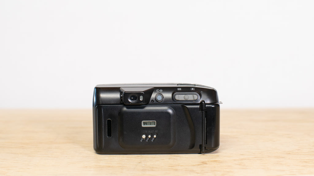  1000 Zoom 35mm camera with Fujinon 35-80mm zoom lens