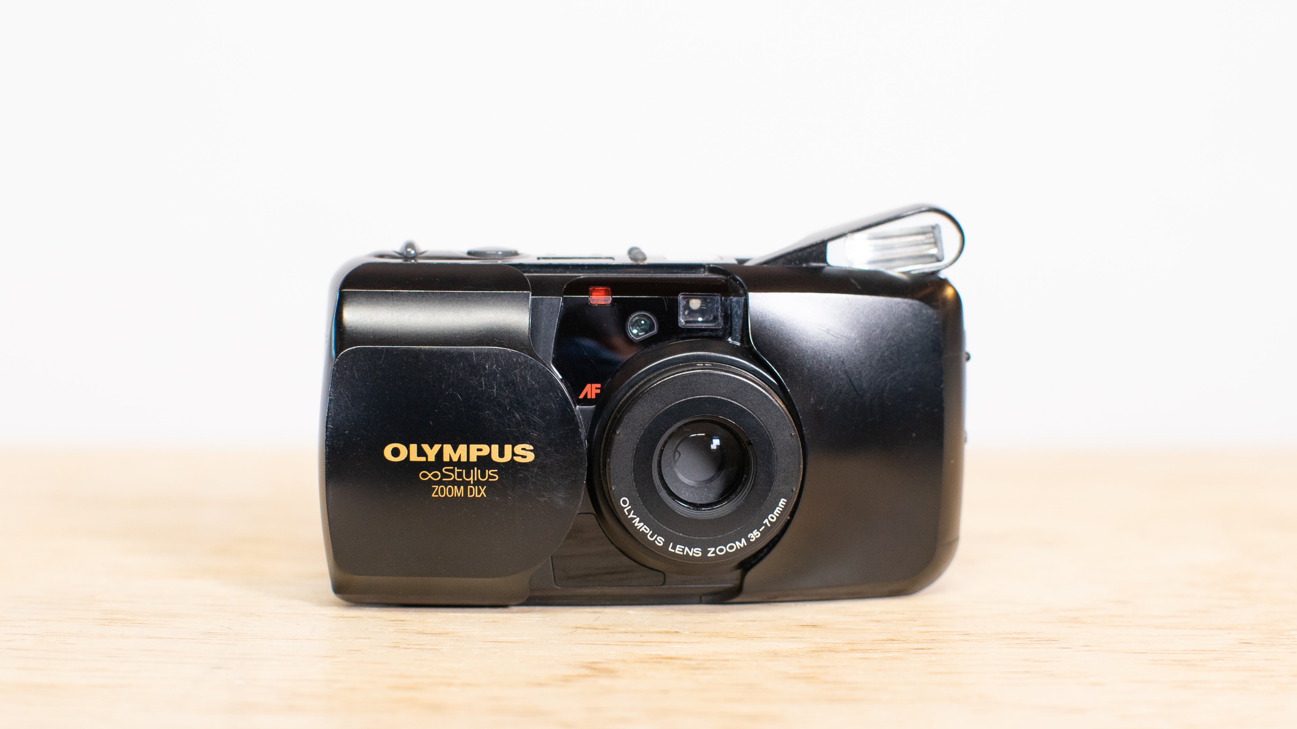 Olympus Infinity Stylus Zoom DLX Point and Shoot 35mm Film Camera