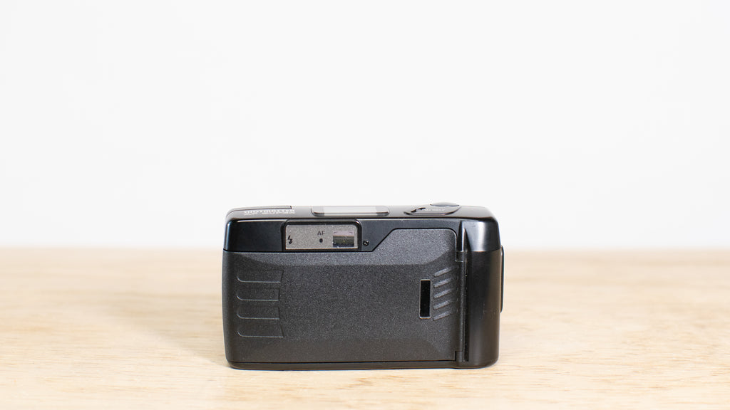 Compact point and shoot