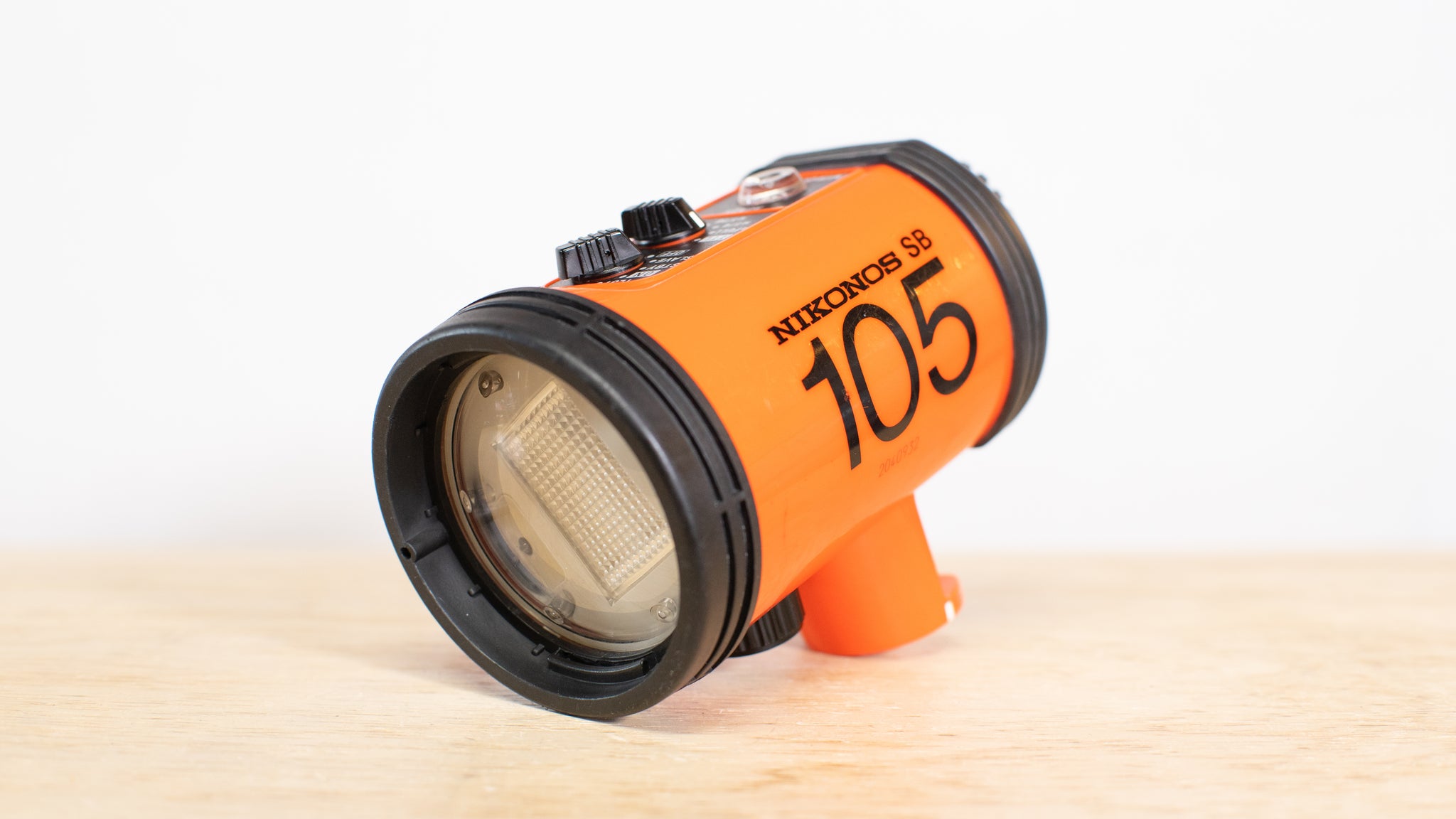 Nikonos SB 105 Speedlight Strobe Kit – Viejita Vintage