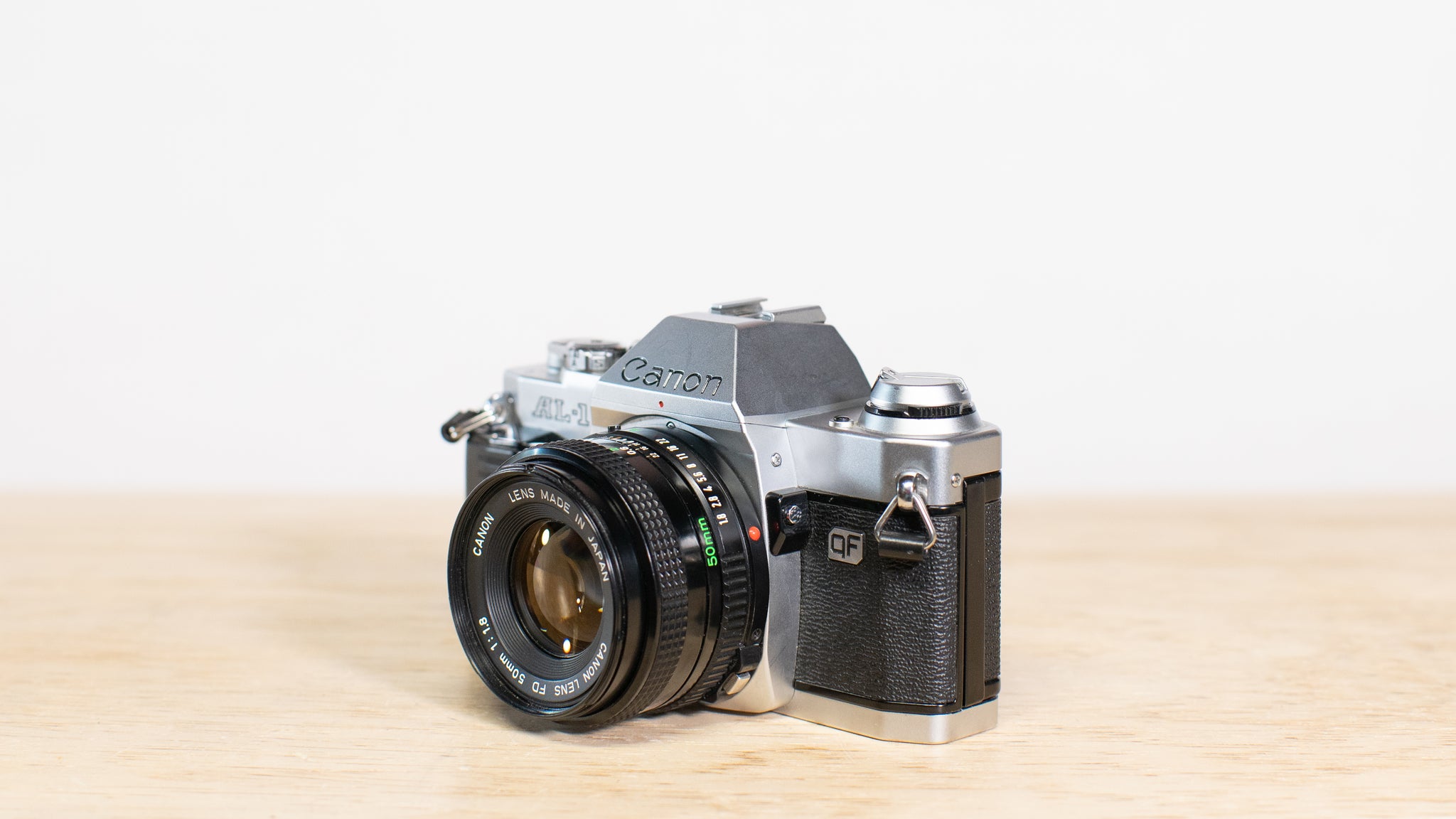 CANONＡＬ-1 Canon AL-1 with 50mm f/1.8 – Film Supply Club