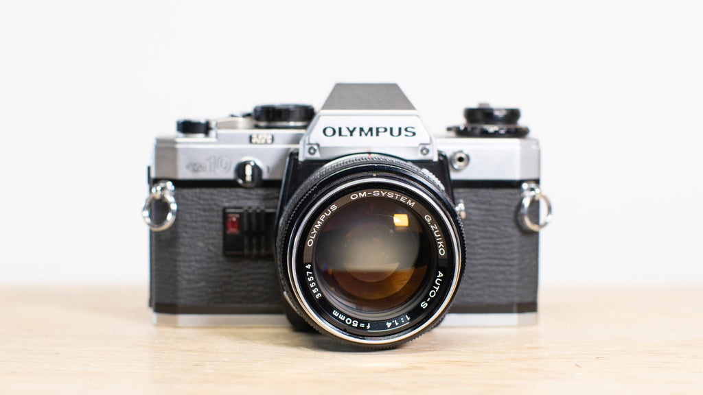 Olympus OM10 35mm Film Camera – ViejitaVintage