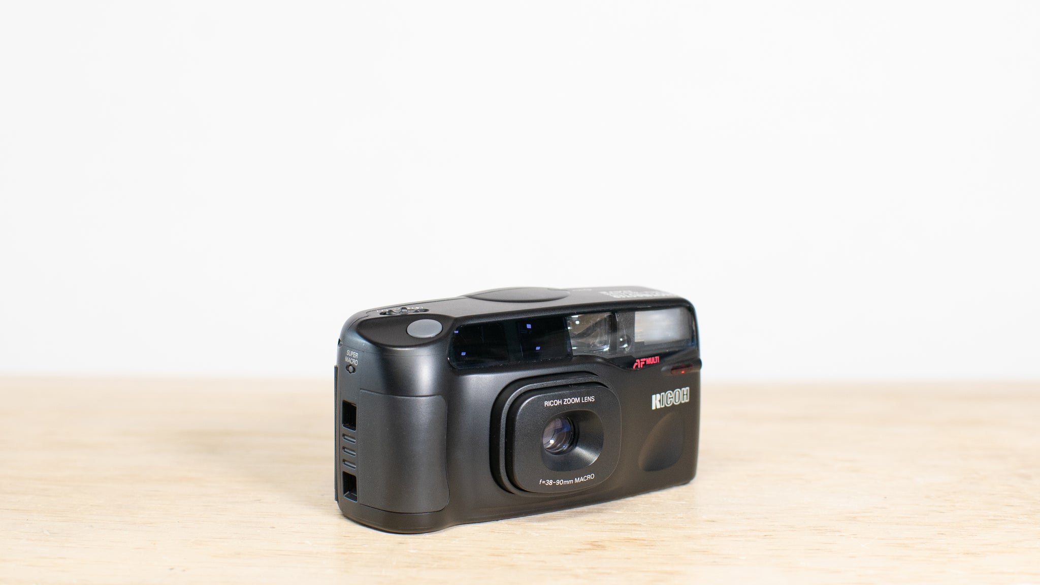 Ricoh Shotmaster Tru-Zoom Point and Shoot 35mm Film Camera