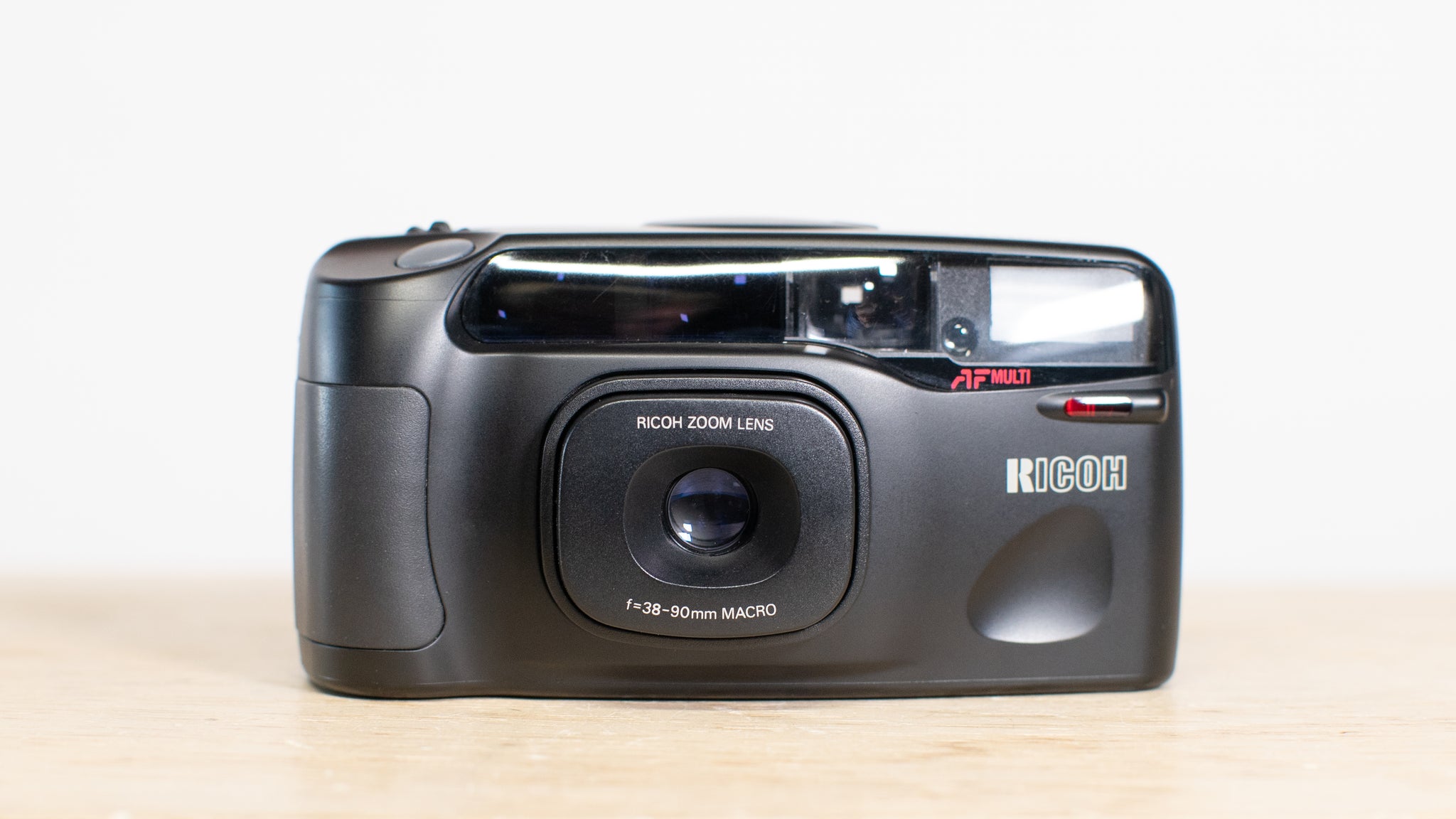 Ricoh Shotmaster Tru-Zoom Point and Shoot 35mm Film Camera
