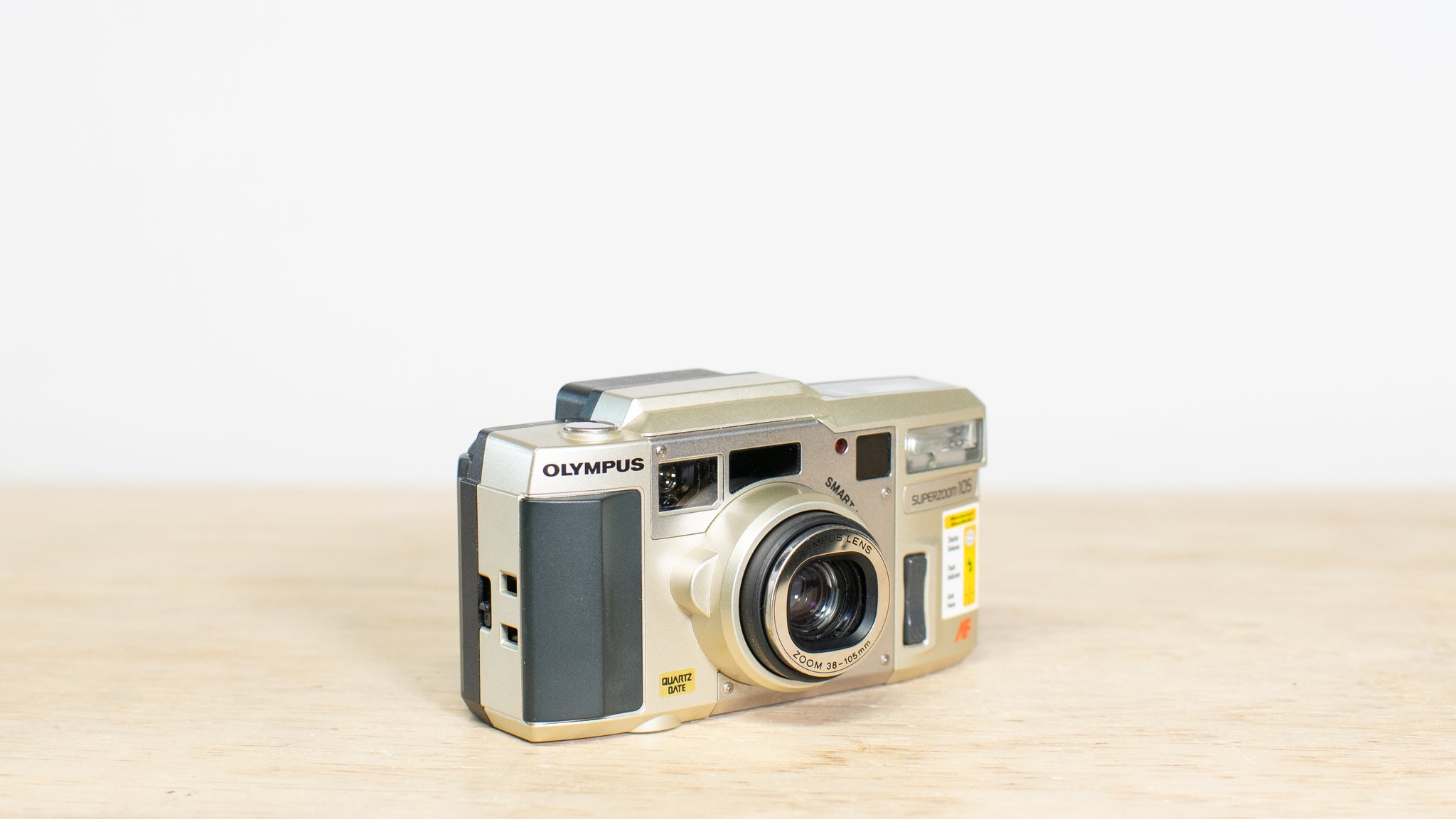Olympus Superzoom 105 Point and Shoot 35mm Film Camera – Viejita