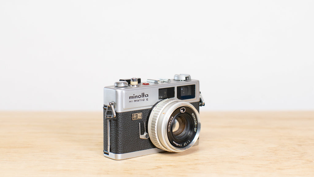Minolta Rokkor-QF 40mm 1:1.7 prime lens, with new batteries
